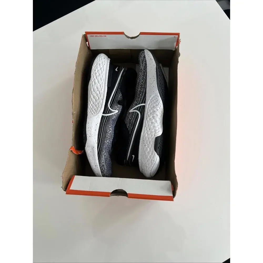 Nike ZoomX Invincible Run Flyknit Black White Low-top CT2228-103 Size 15 - Picture 6 of 8